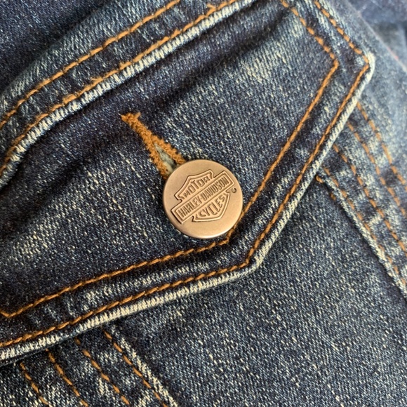 Vintage Genuine Beautiful Embroidered Harley-Davison Jean Jacket - Picture 4 of 4